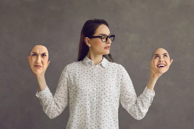 Czy zaburzenia osobowości to choroba psychiczna? Różnice, objawy i leczenie Czy zaburzenia osobowości to choroba psychiczna? Różnice, objawy i leczenie