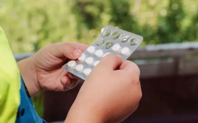 Jakie leki na wysypkę wybrać? Skuteczne sposoby leczenia i porady ekspertów Jakie leki na wysypkę wybrać? Skuteczne sposoby leczenia i porady ekspertów